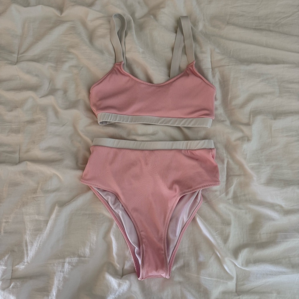 Pink Bikini Set - Picture 2 of 5